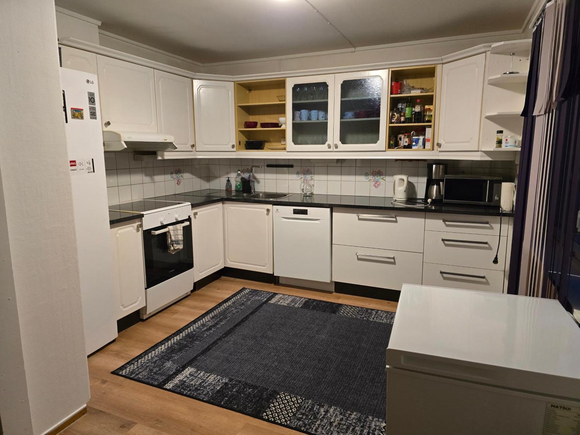 Feelhome 4 Bedrooms Apartment Polarvegen Тромсё Экстерьер фото